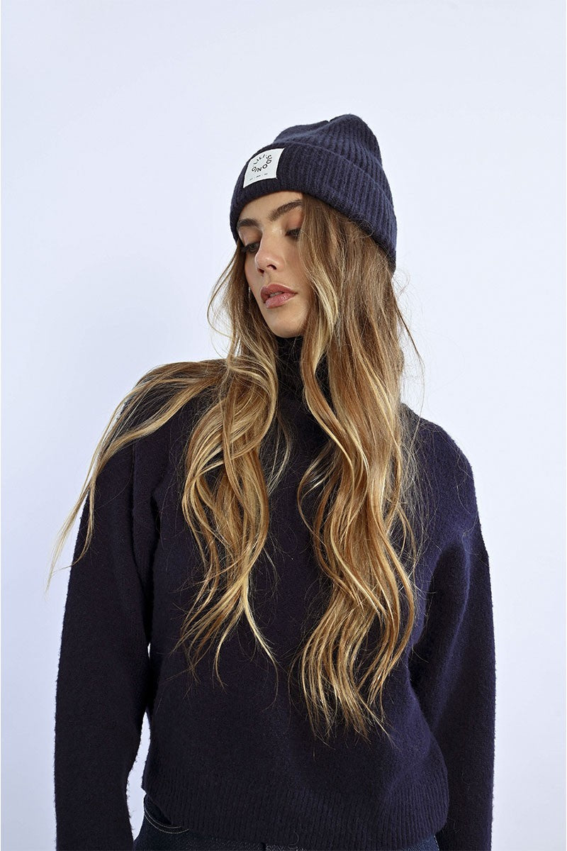 NAVY BLUE