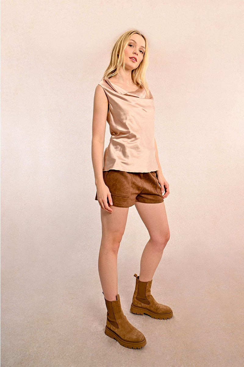 GOLDEN BEIGE