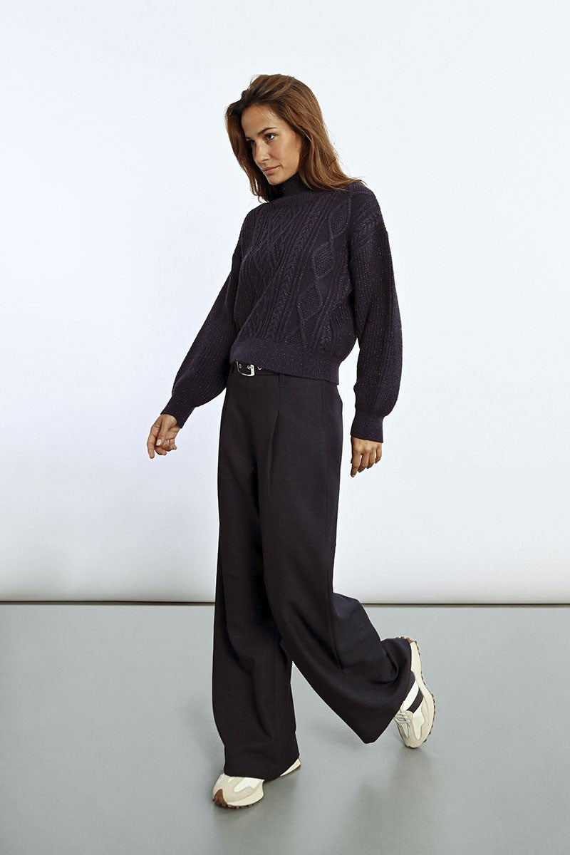 NAVY BLUE