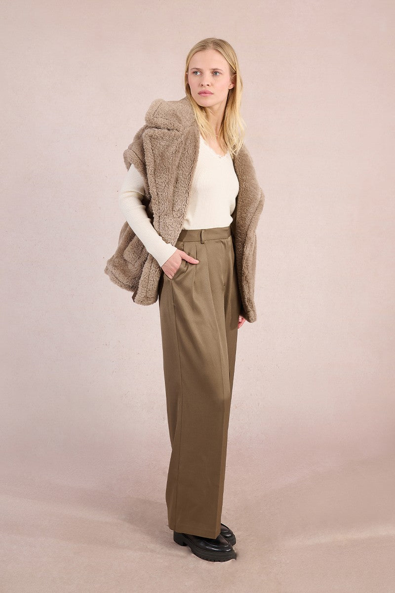 KHAKI