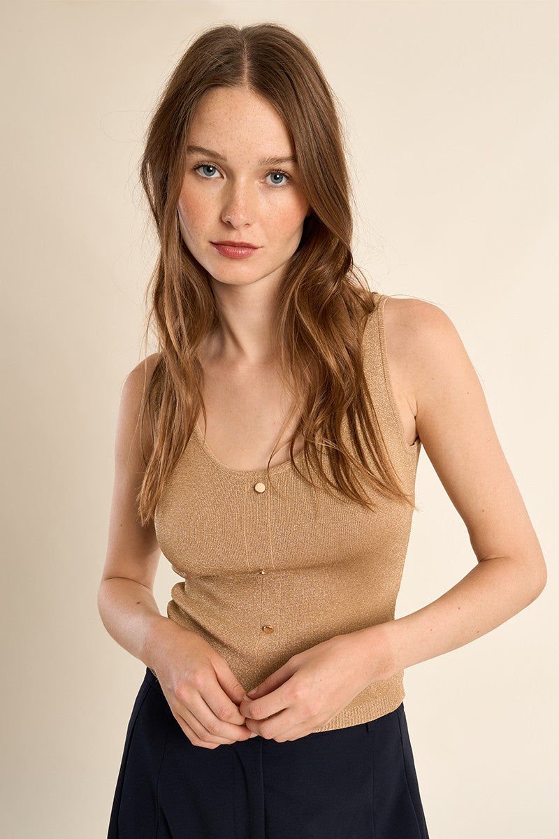 GOLDEN BEIGE