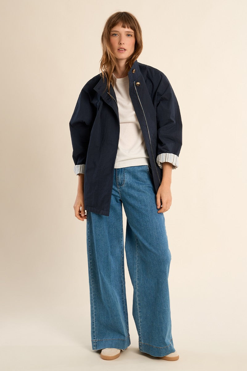 NAVY BLUE