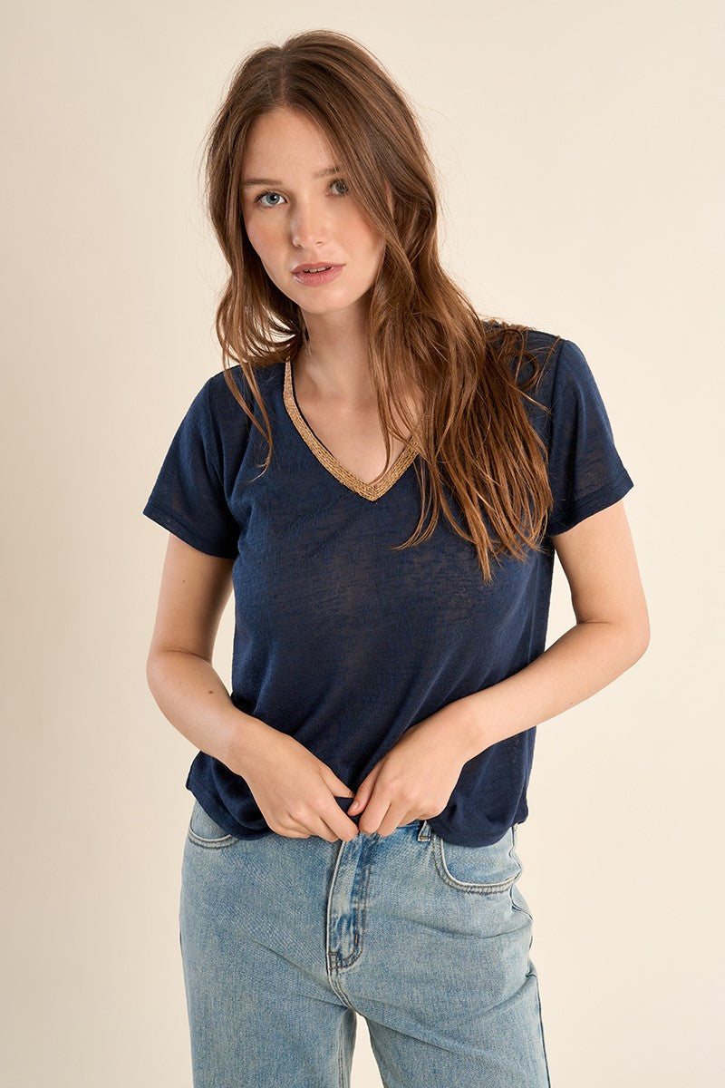 NAVY BLUE