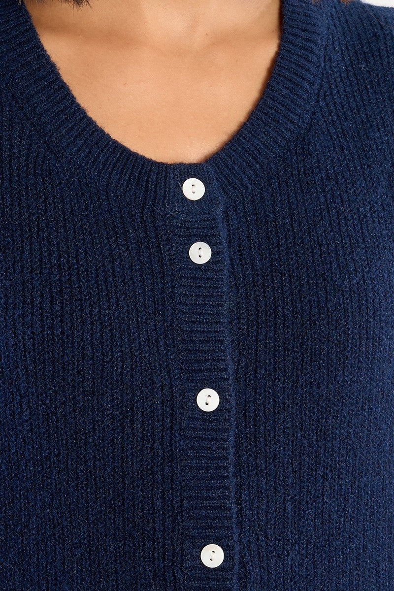 NAVY BLUE
