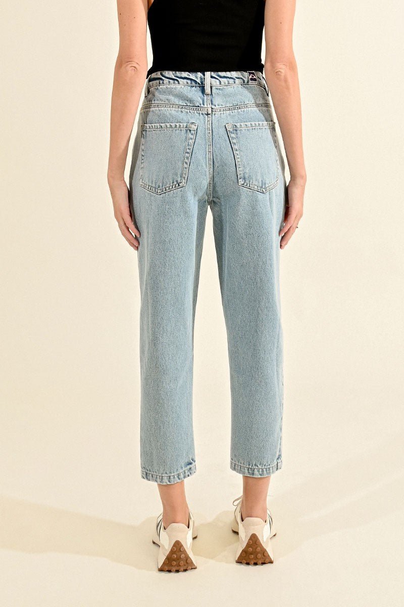 LIGHT DENIM