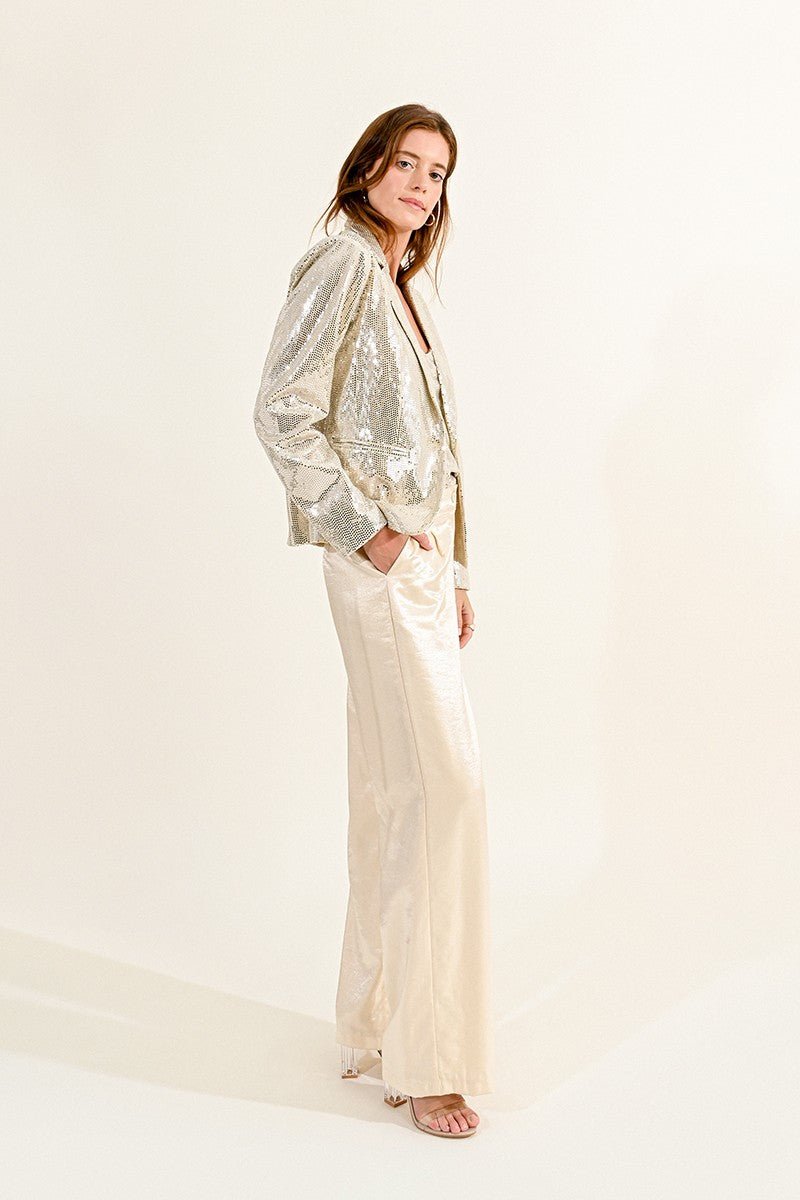 GOLDEN BEIGE