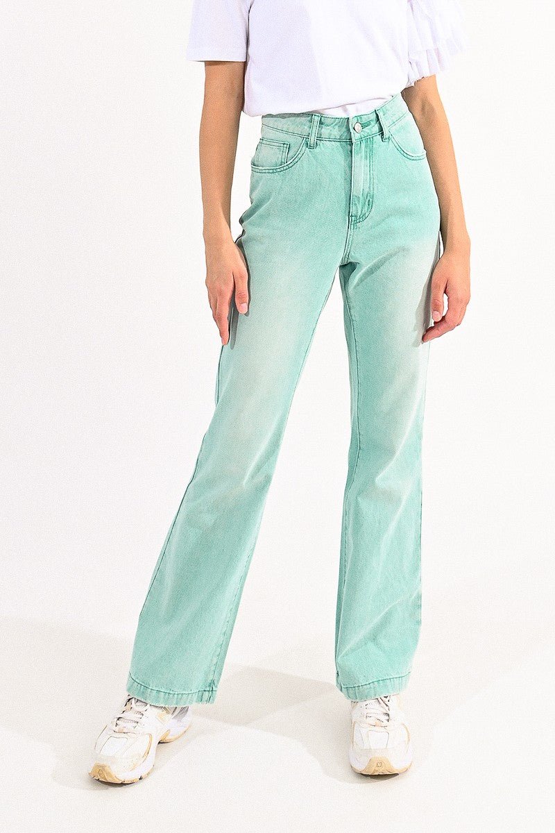 AQUA BLUE