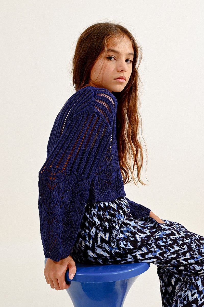 NAVY BLUE