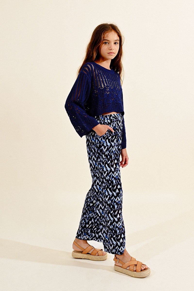 NAVY BLUE