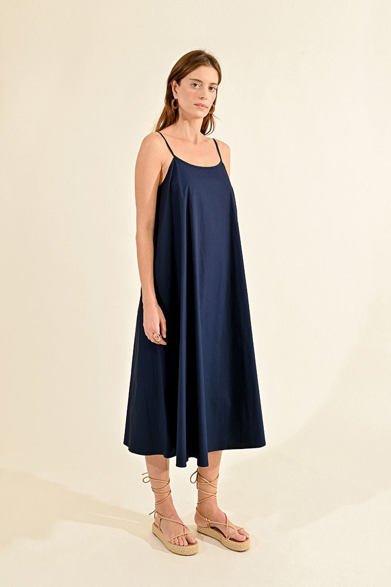 NAVY BLUE