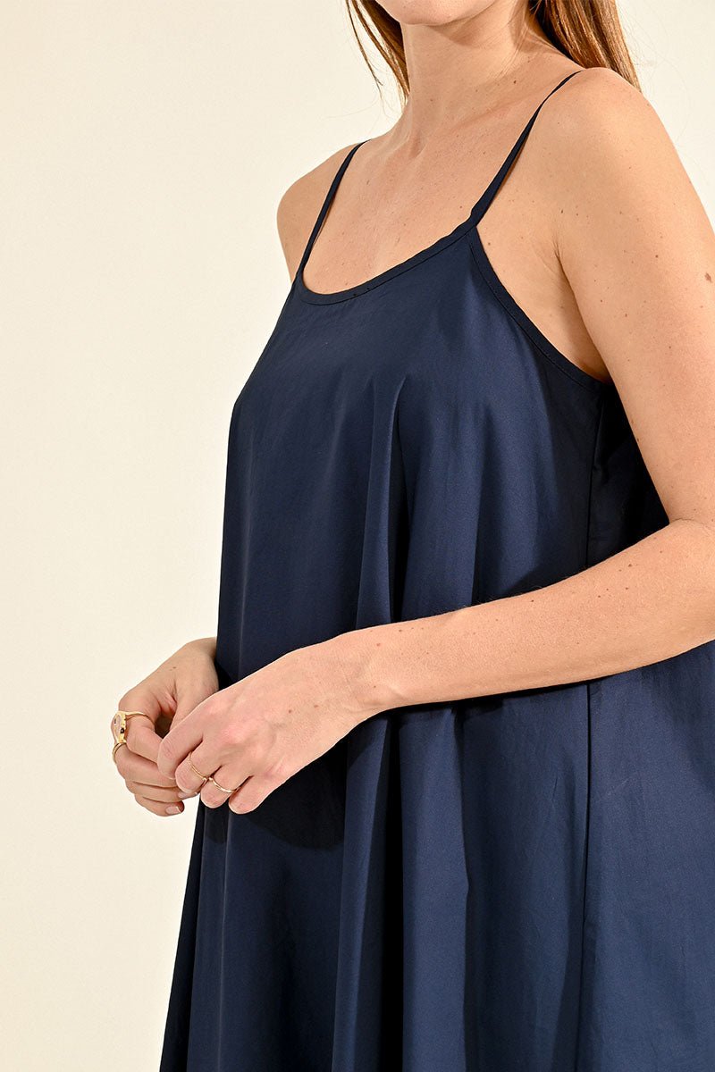 NAVY BLUE