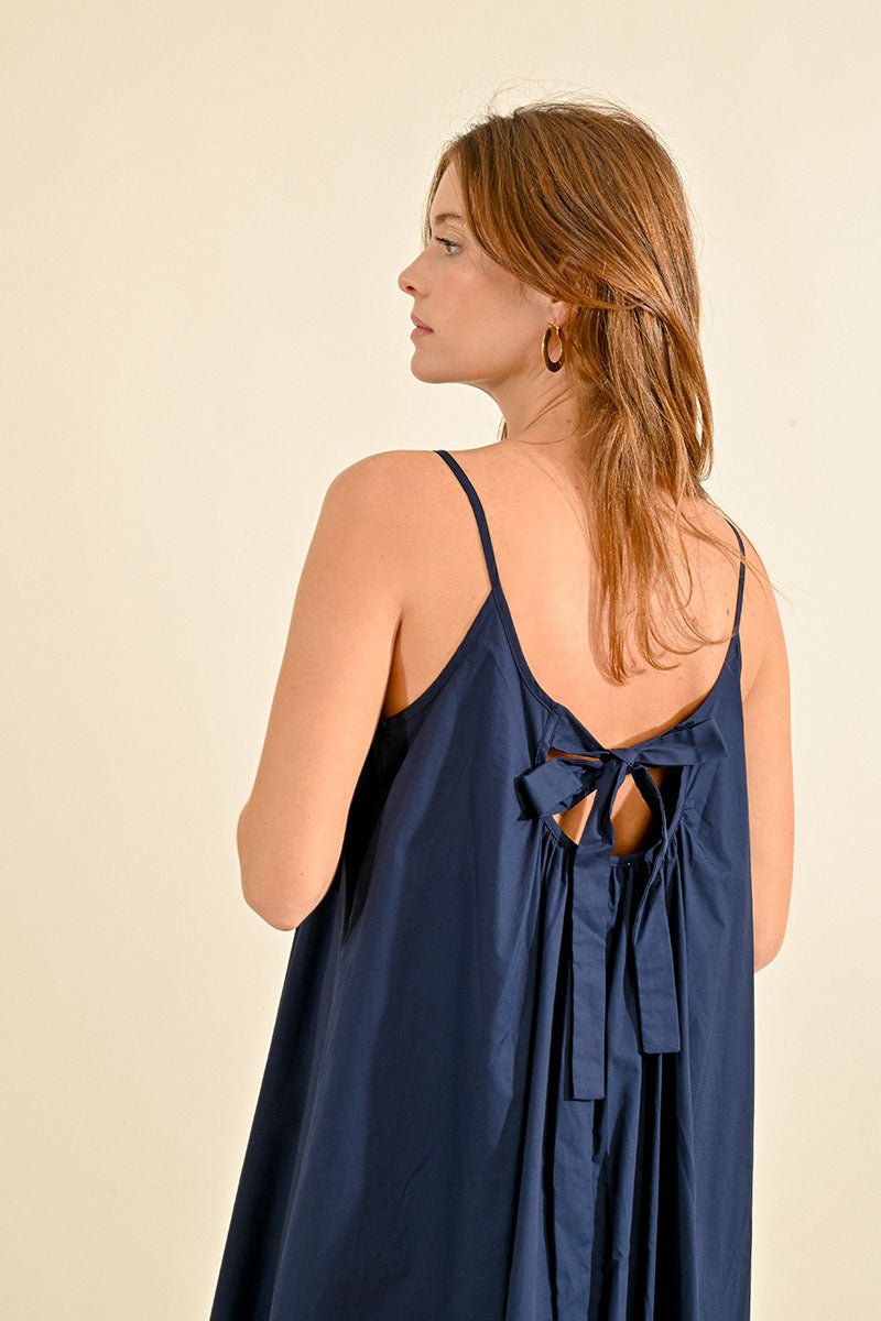 NAVY BLUE
