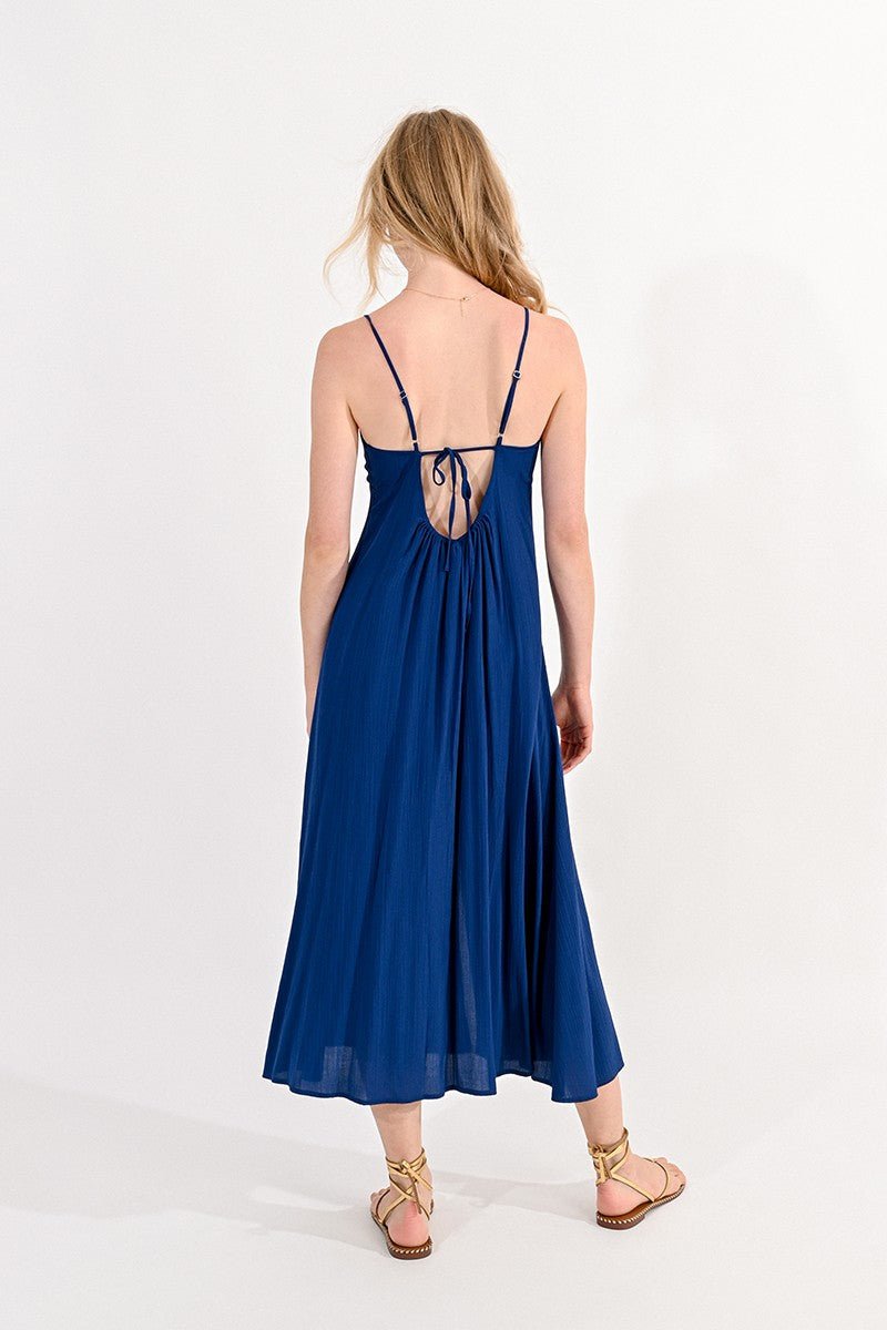 NAVY BLUE