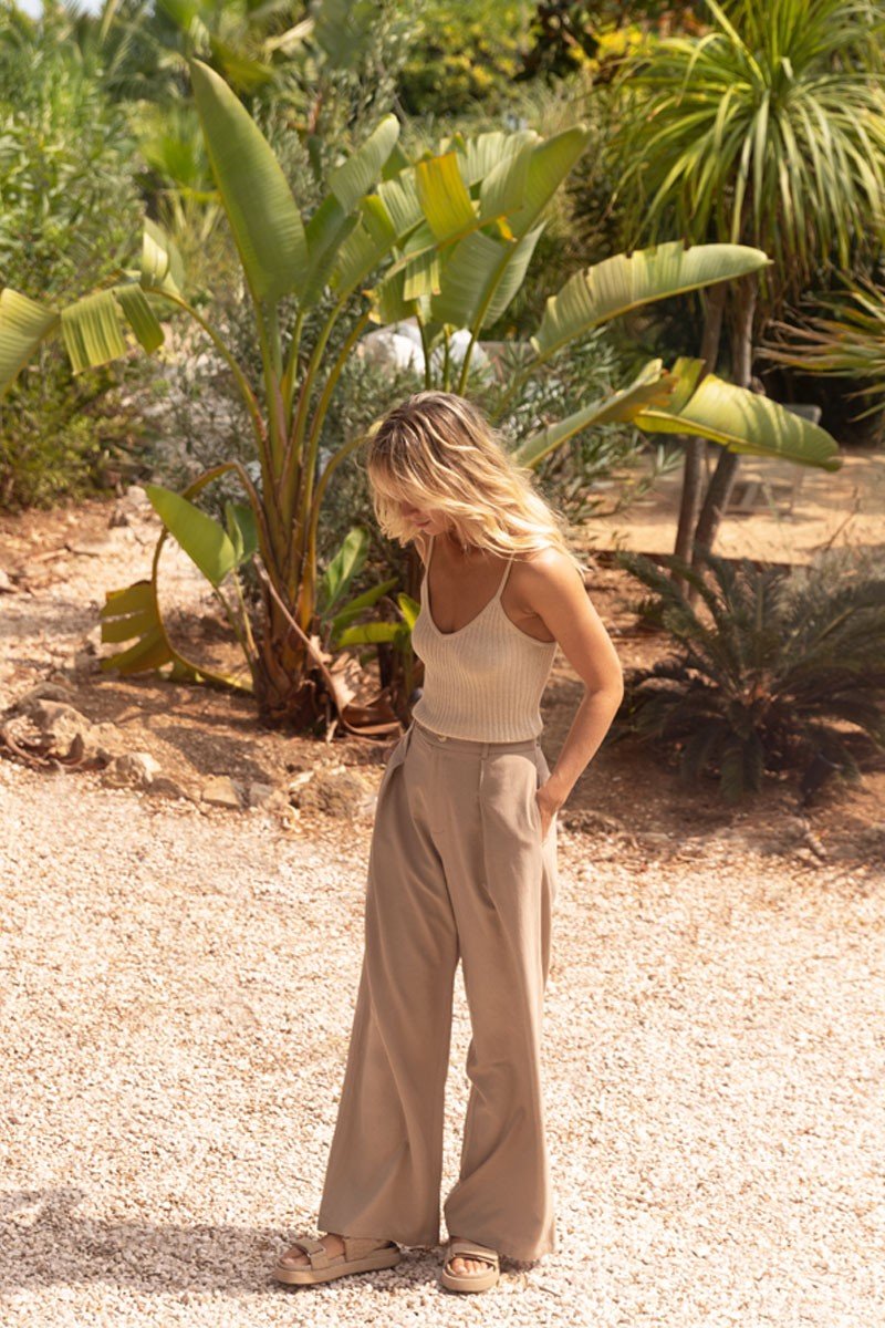 LIGHT KHAKI