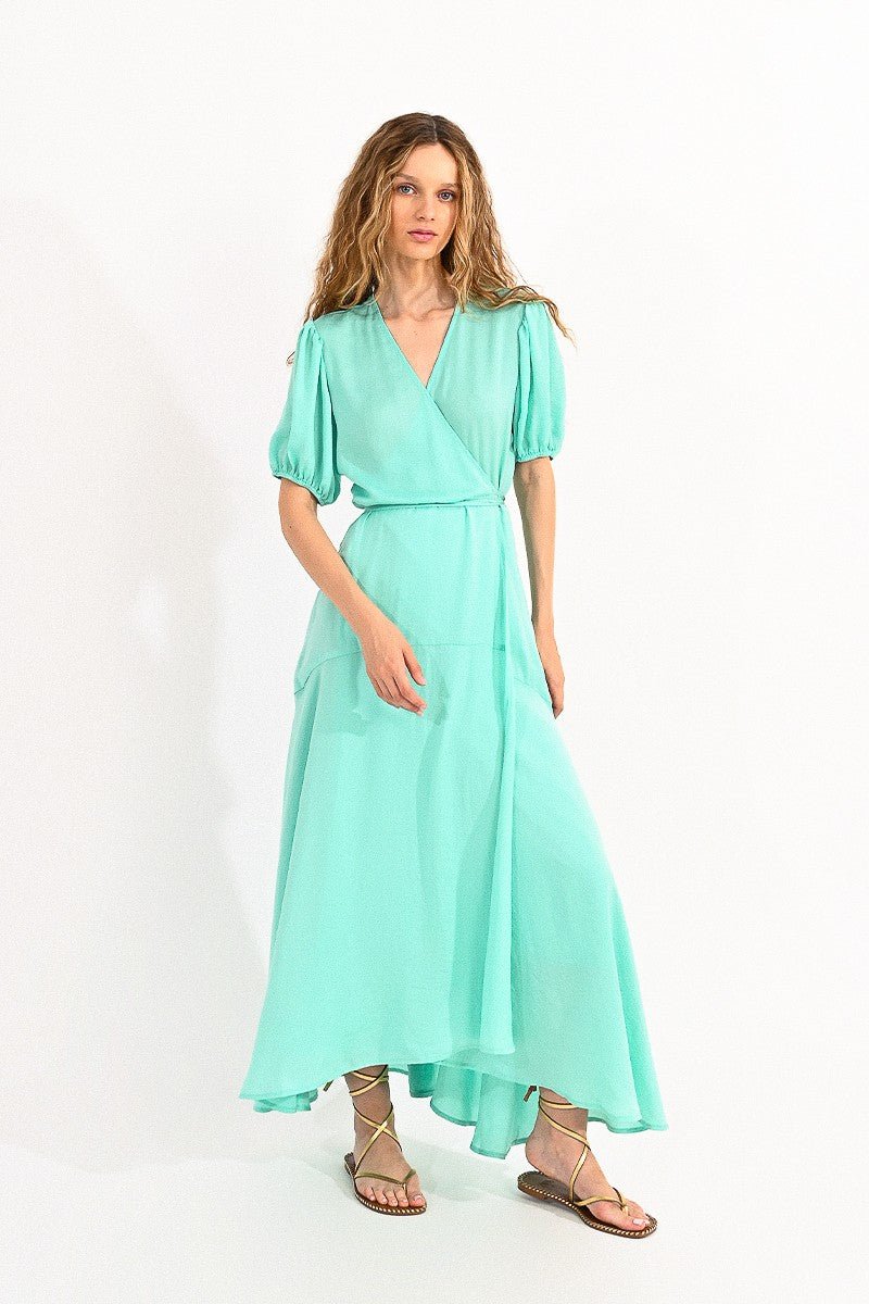 AQUA BLUE