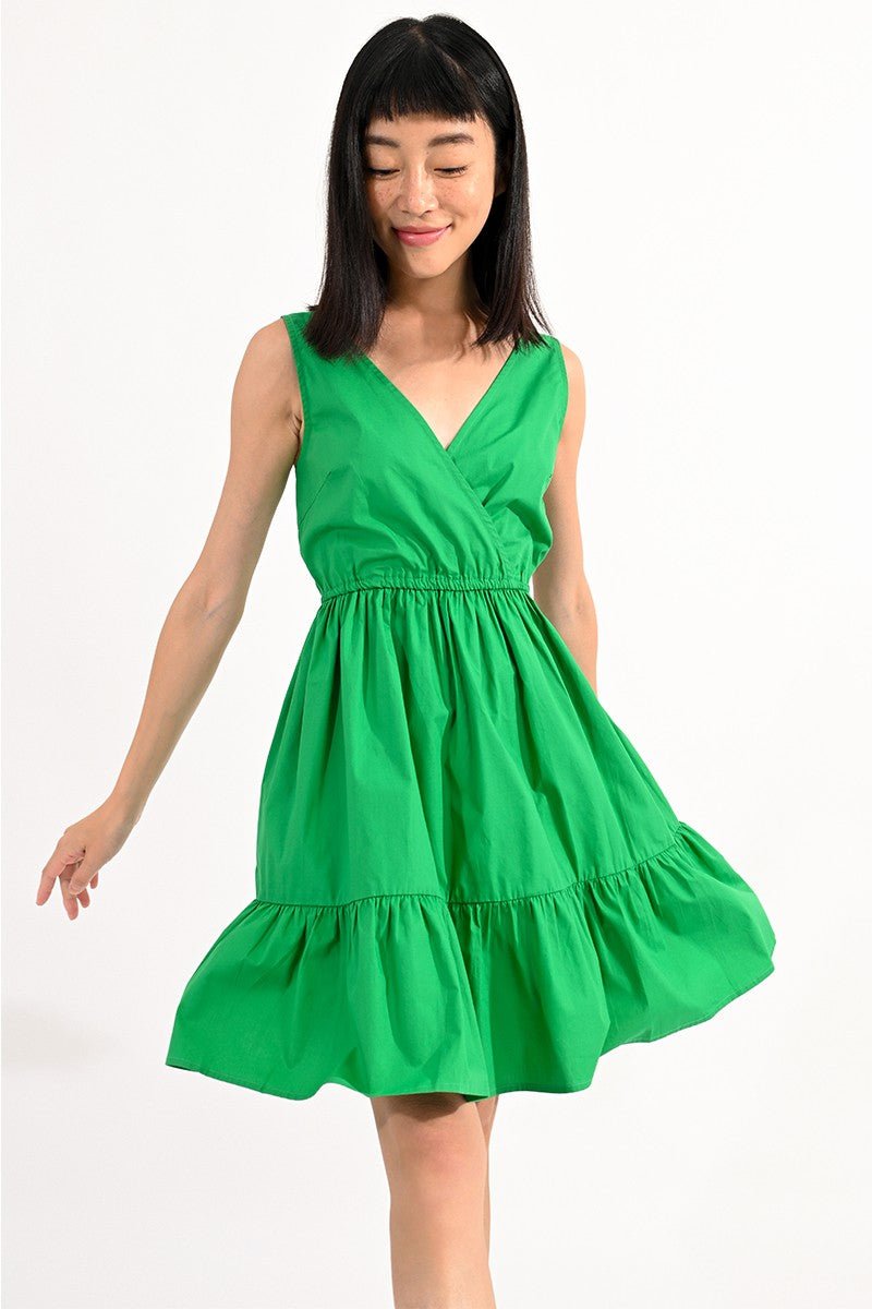 GREEN