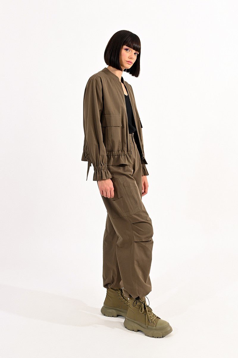 KHAKI