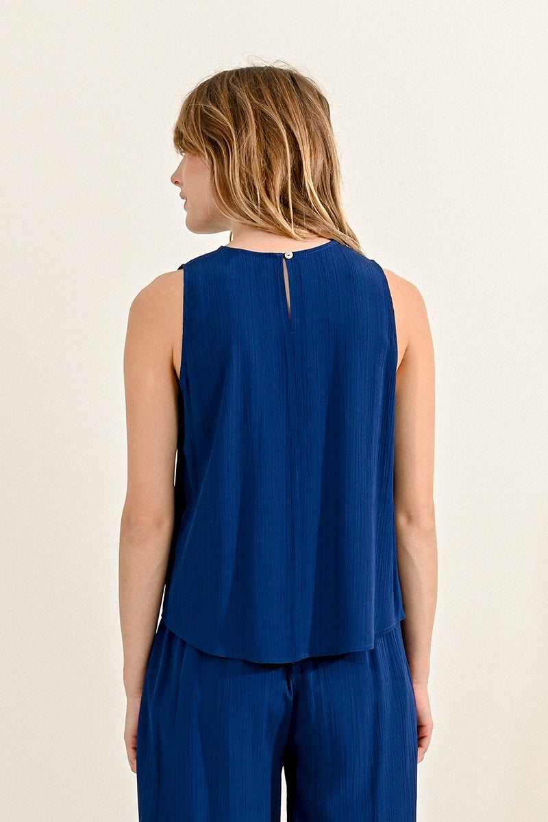 NAVY BLUE