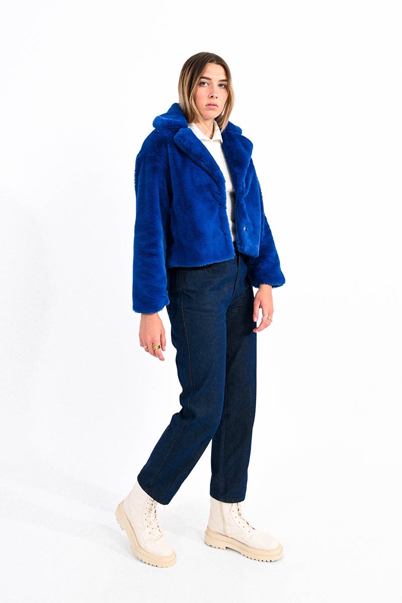 ROYAL BLUE