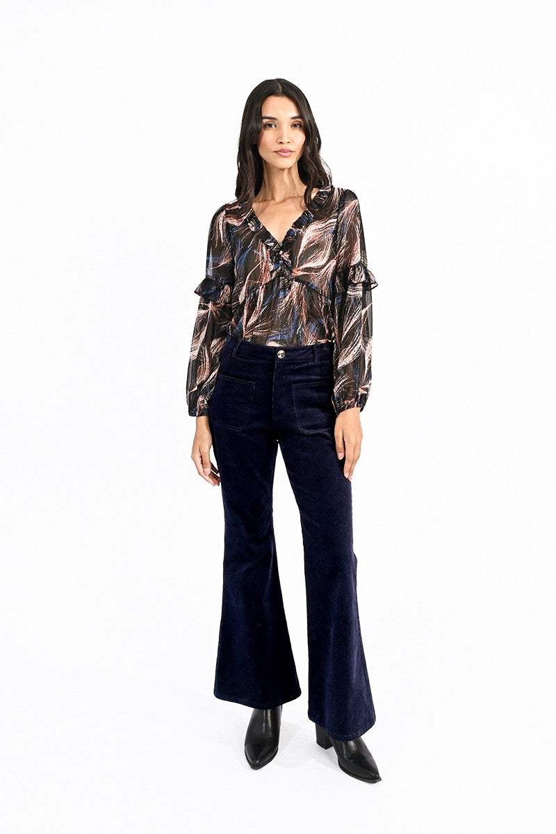 NAVY BLUE