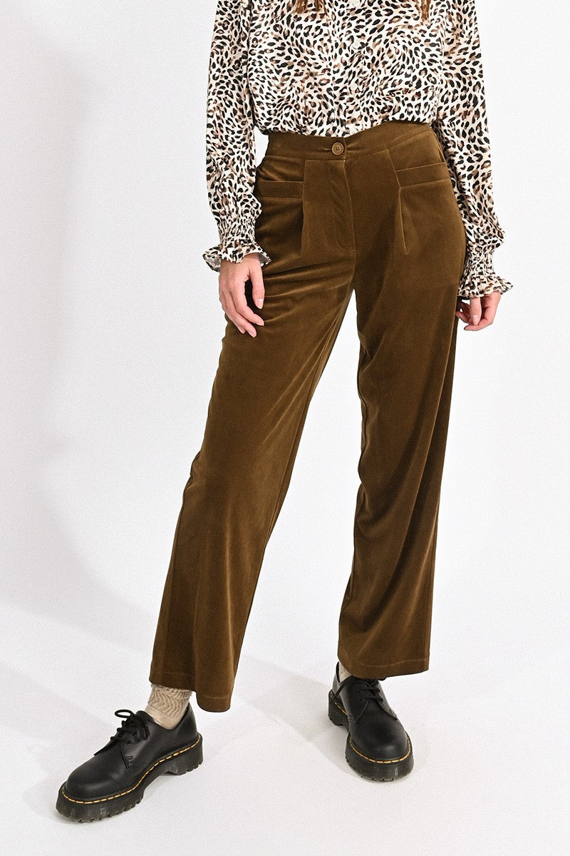KHAKI