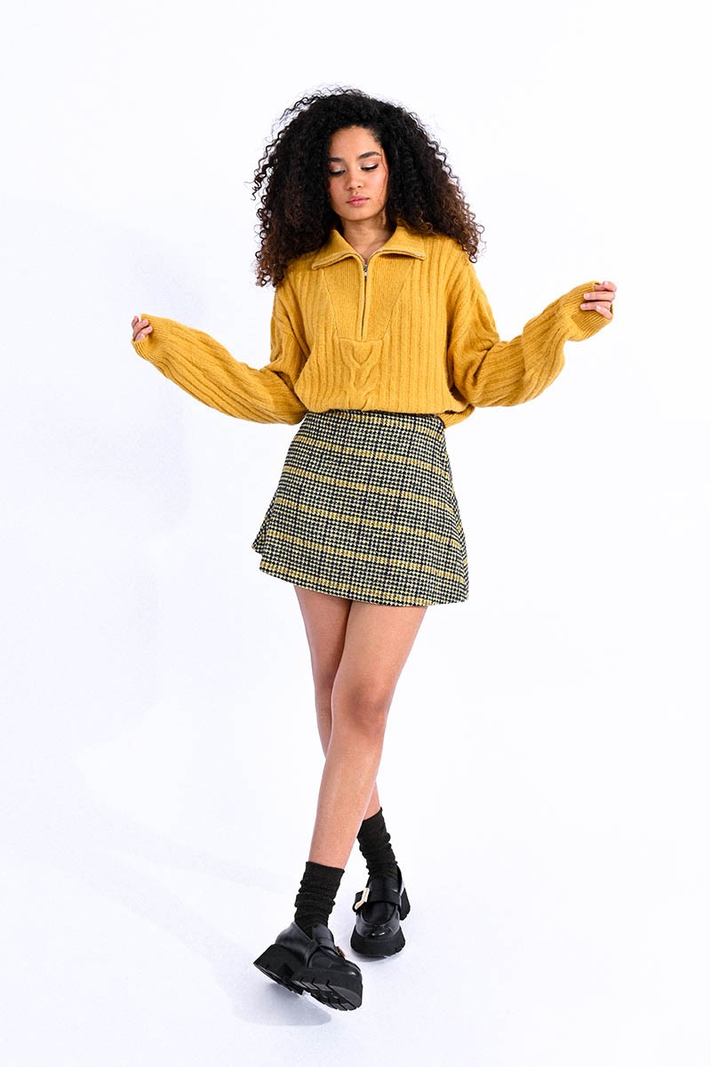 SAFFRON YELLOW