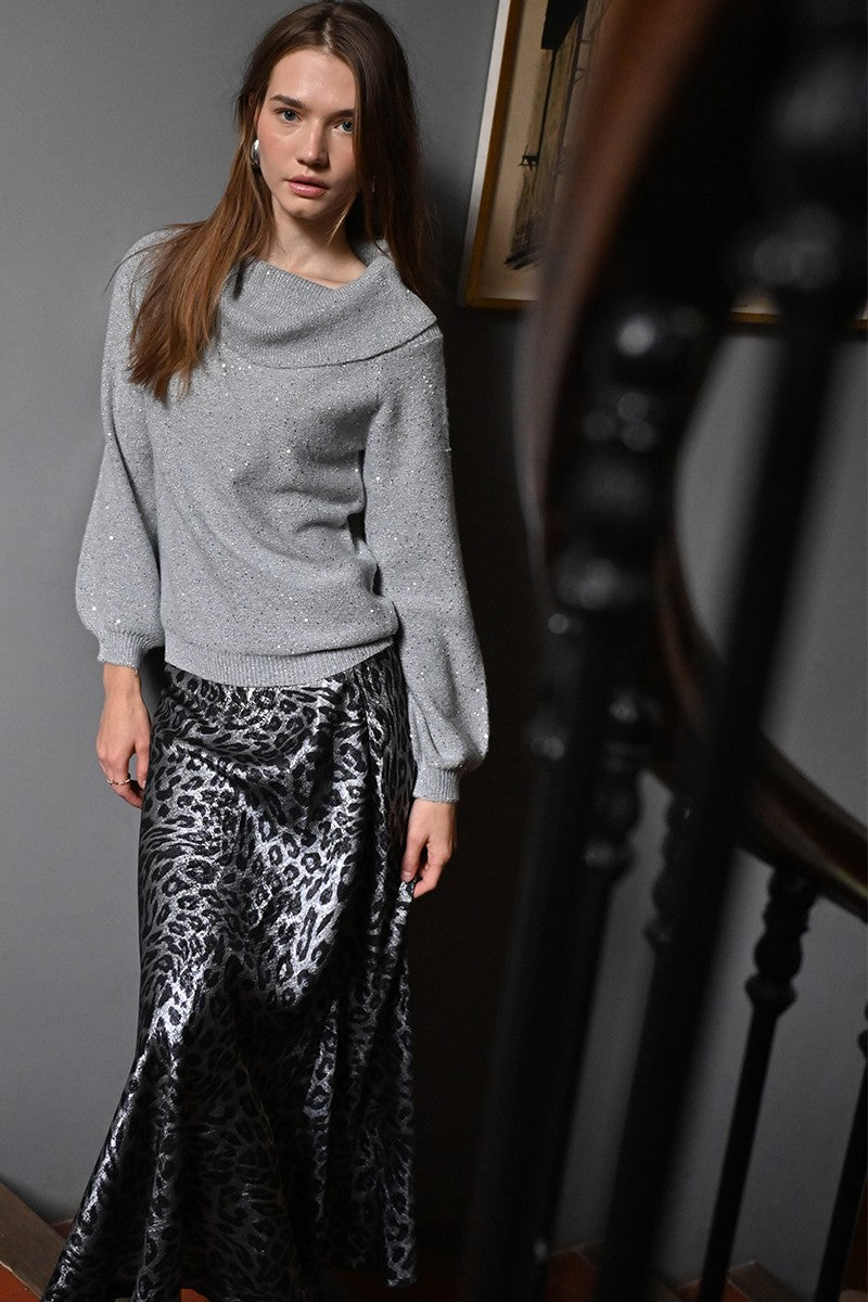 DARK GREY