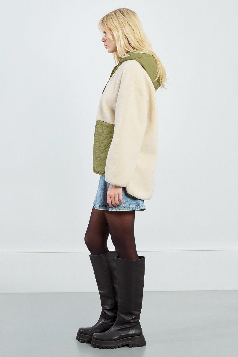 KHAKI