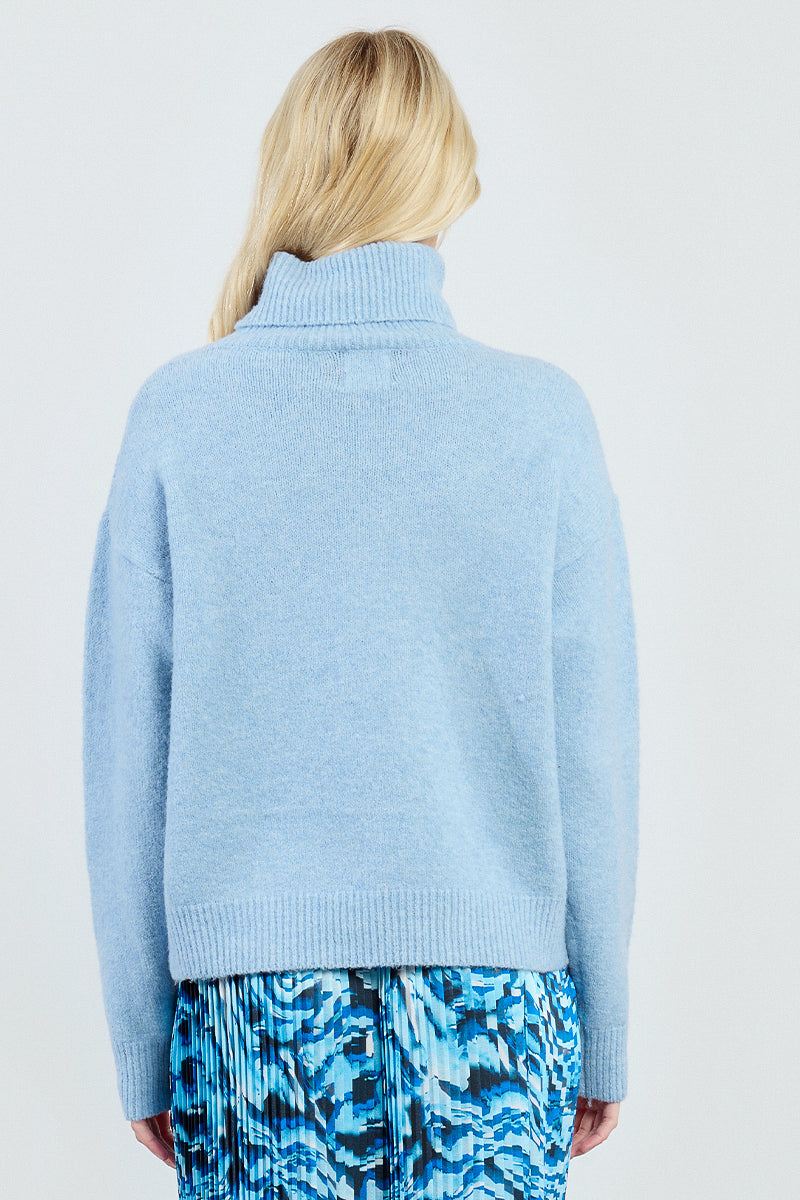 LIGHT BLUE