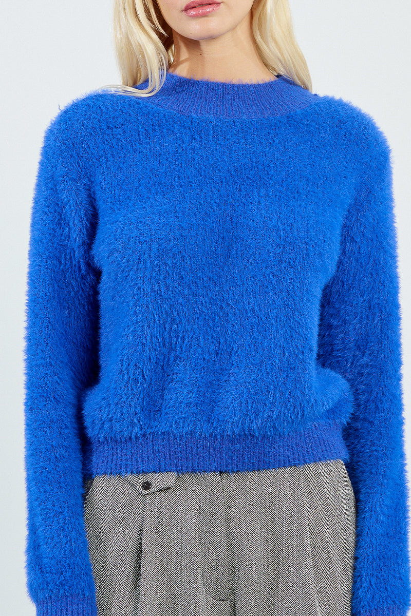 ROYAL BLUE