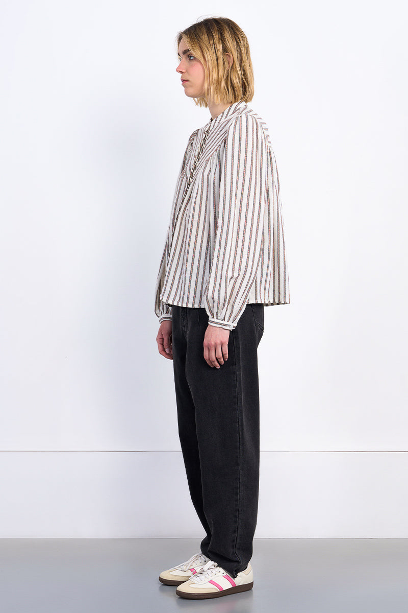 OFFWHITE
