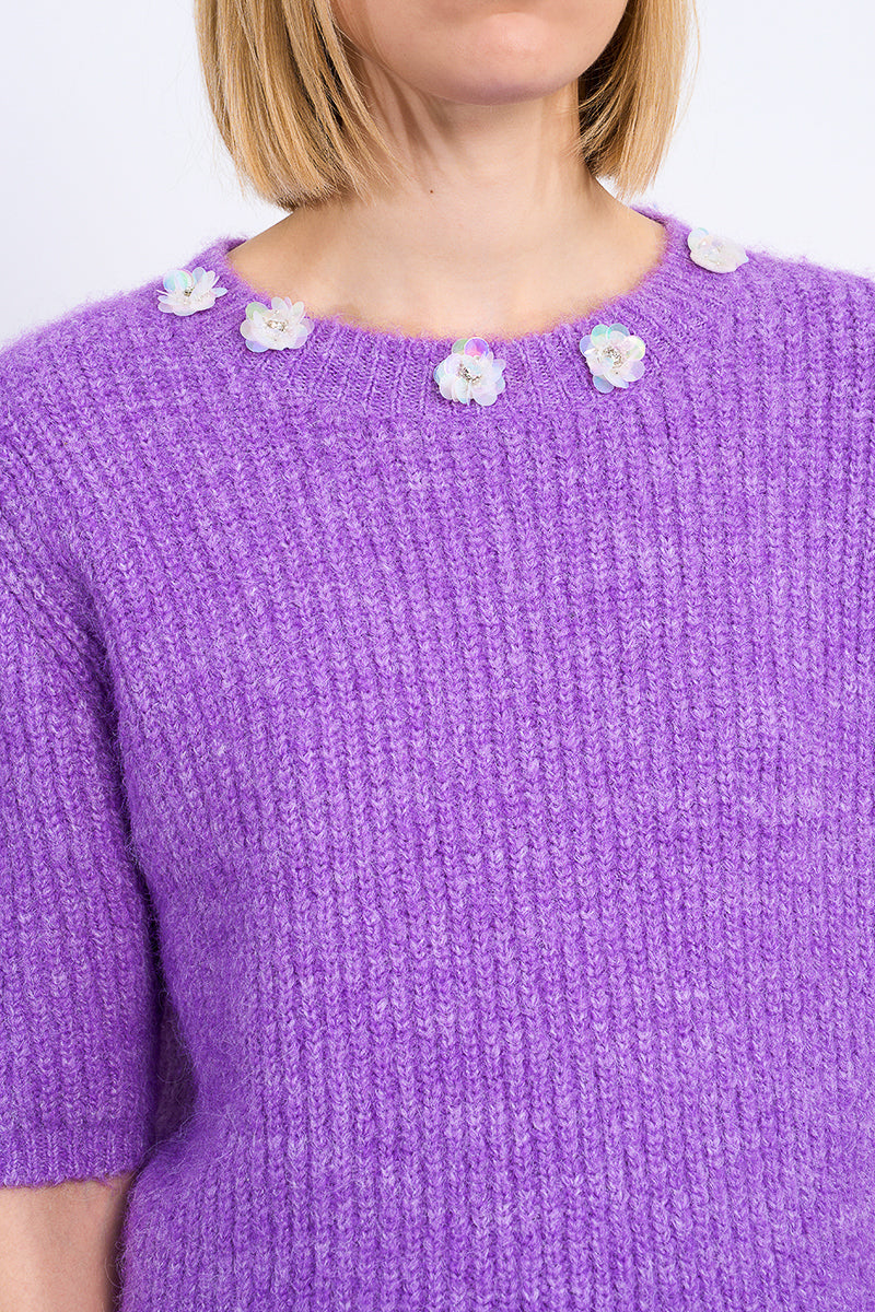 MAUVE