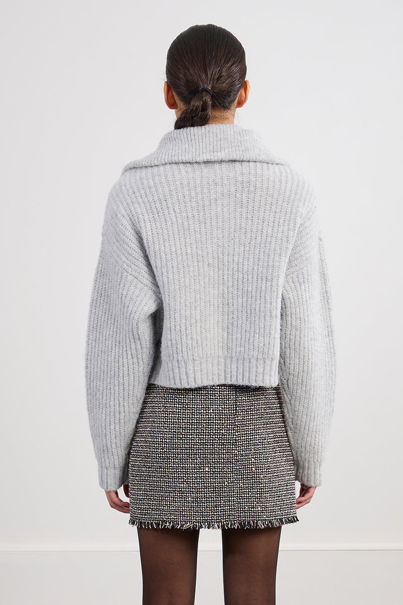 LIGHT ASH GREY