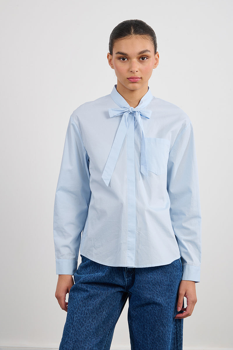 LIGHT BLUE