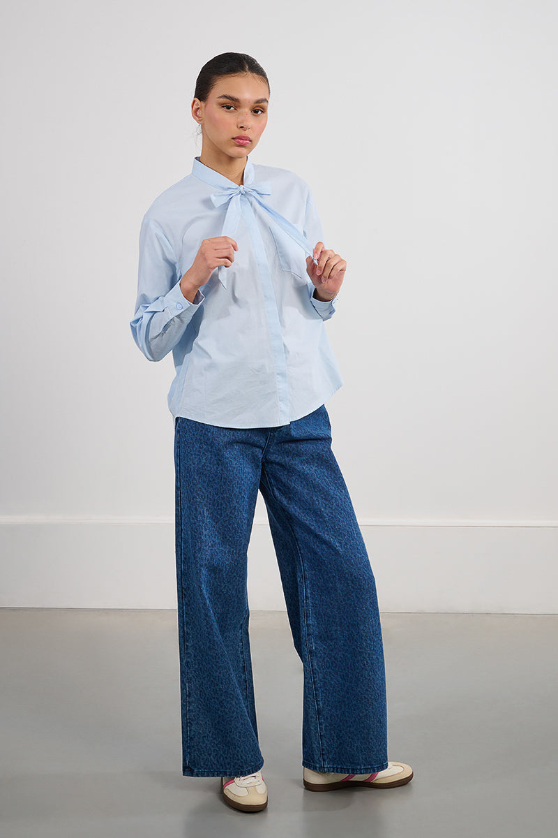 LIGHT BLUE