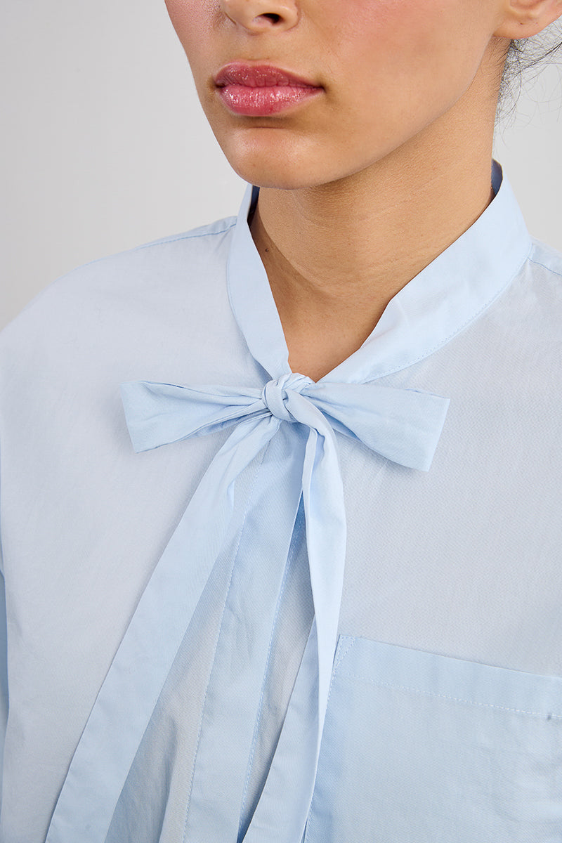 LIGHT BLUE