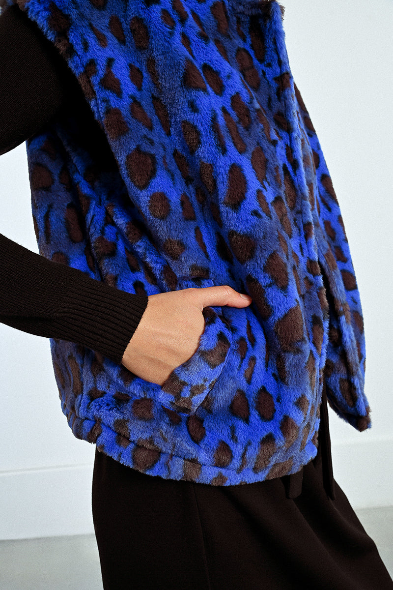 ROYAL BLUE