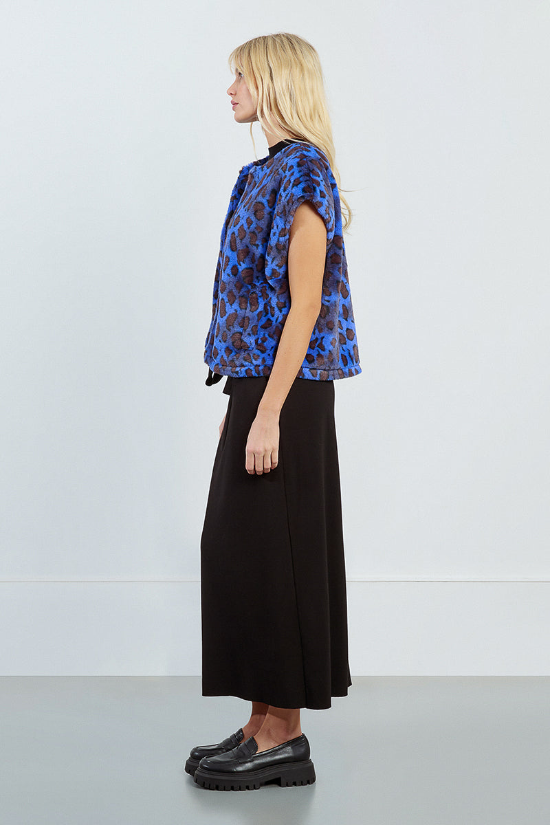 ROYAL BLUE
