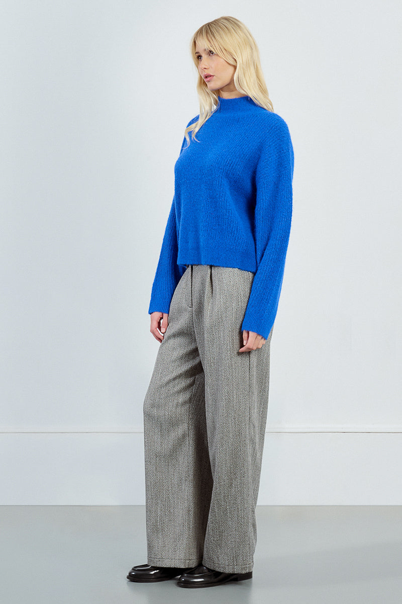 ROYAL BLUE