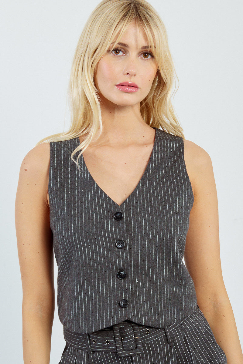 DARK GREY