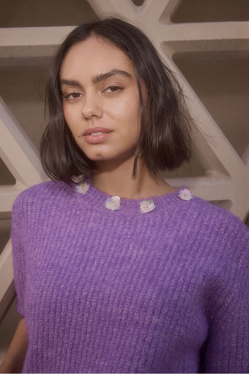 MAUVE
