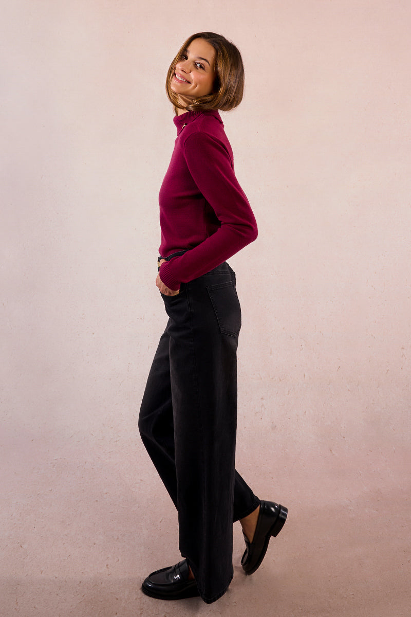 DARK RED