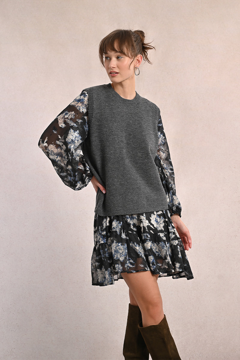 DARK GREY