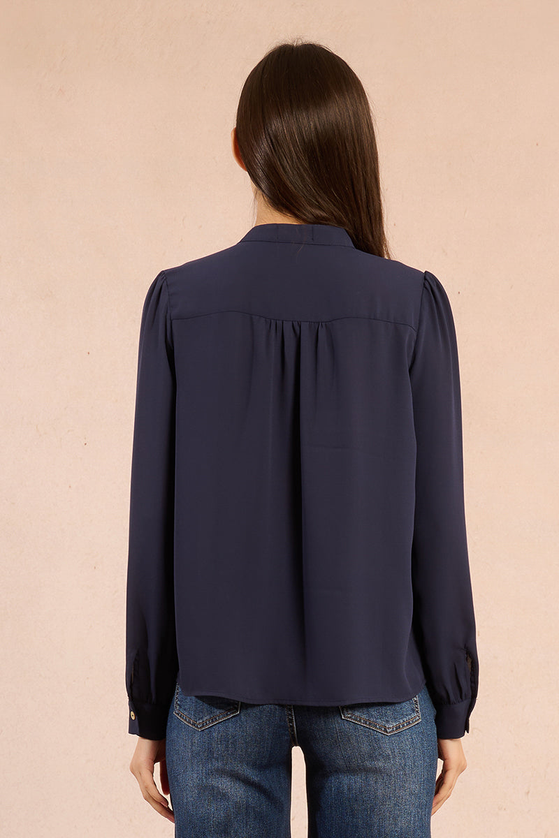 NAVY BLUE