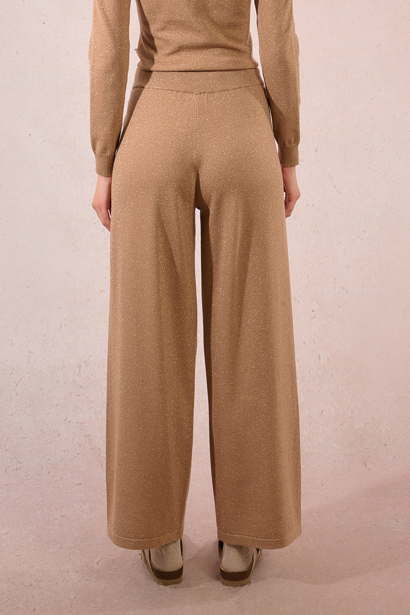 GOLDEN BEIGE