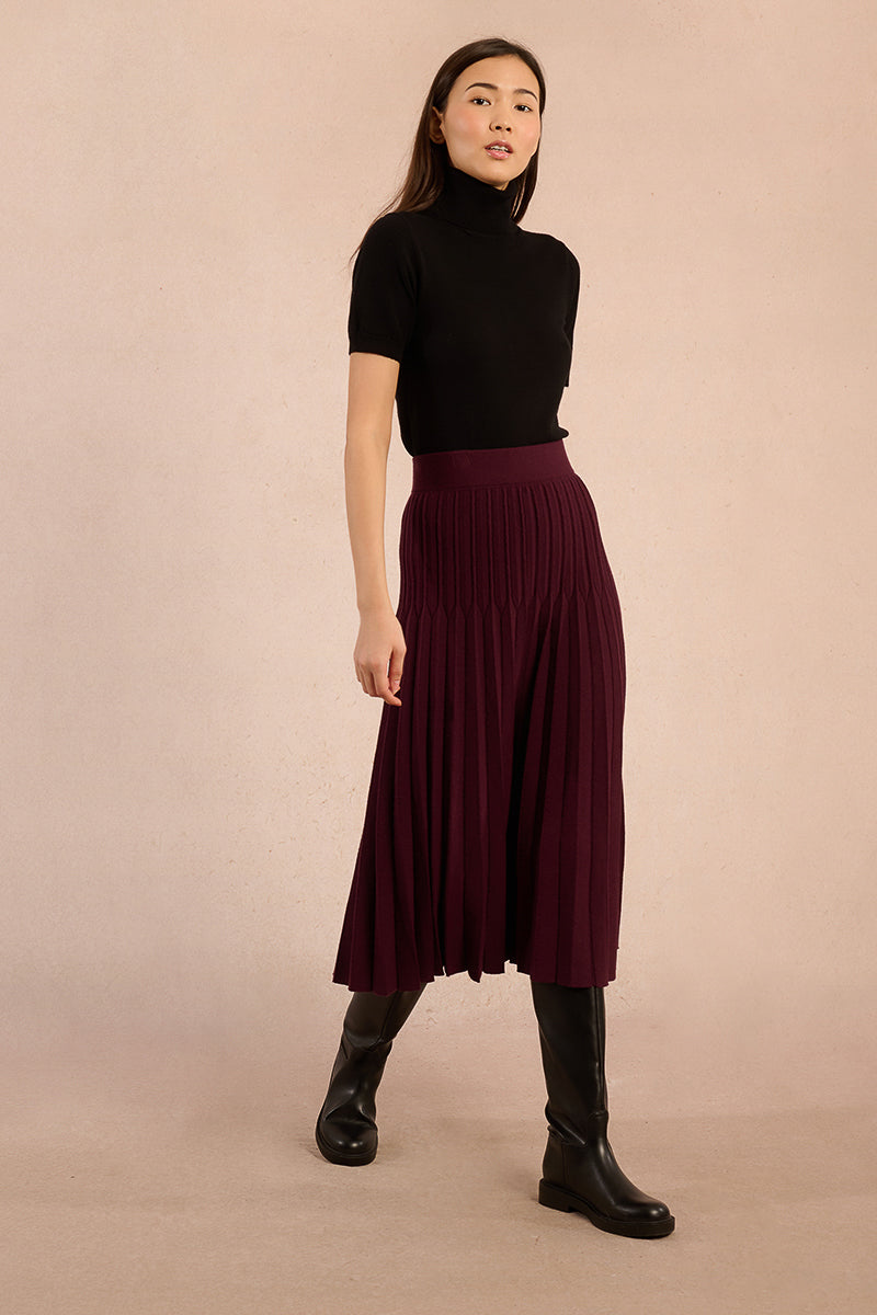 DARK RED