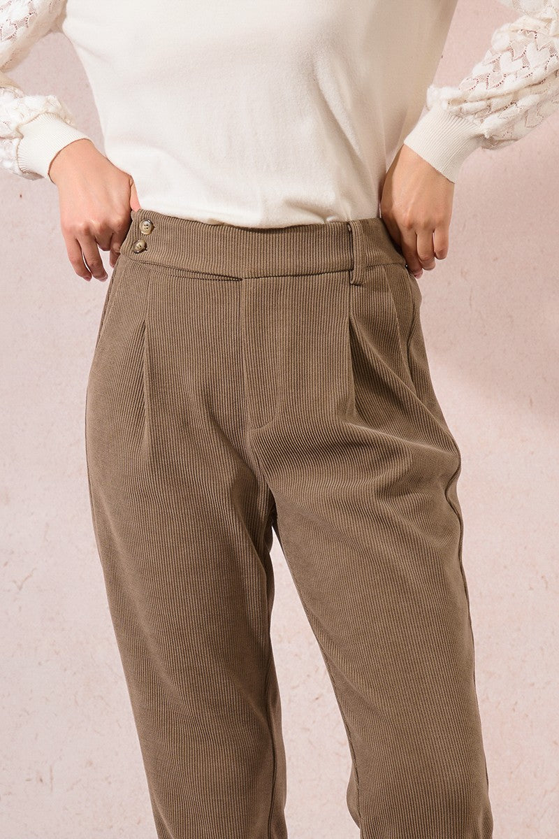 KHAKI