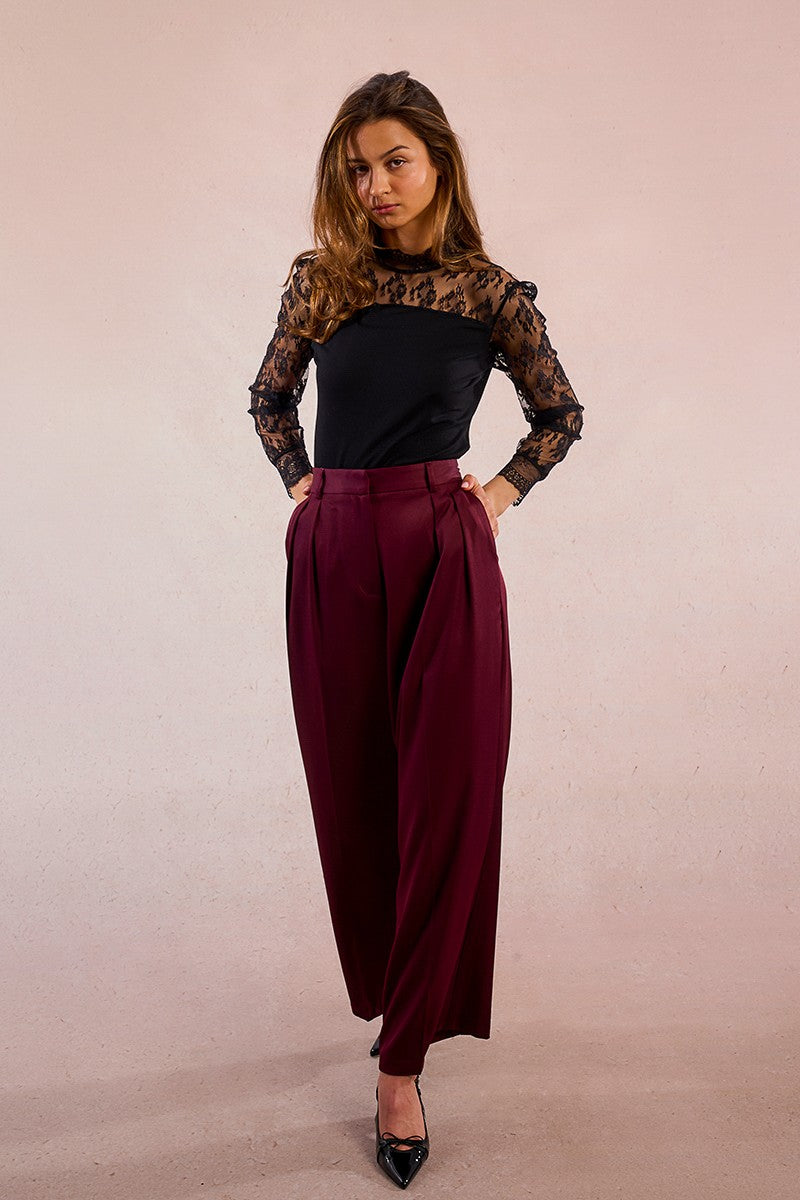 DARK RED