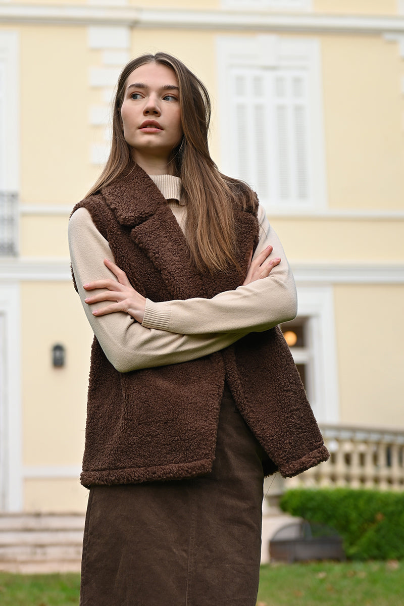 BROWN