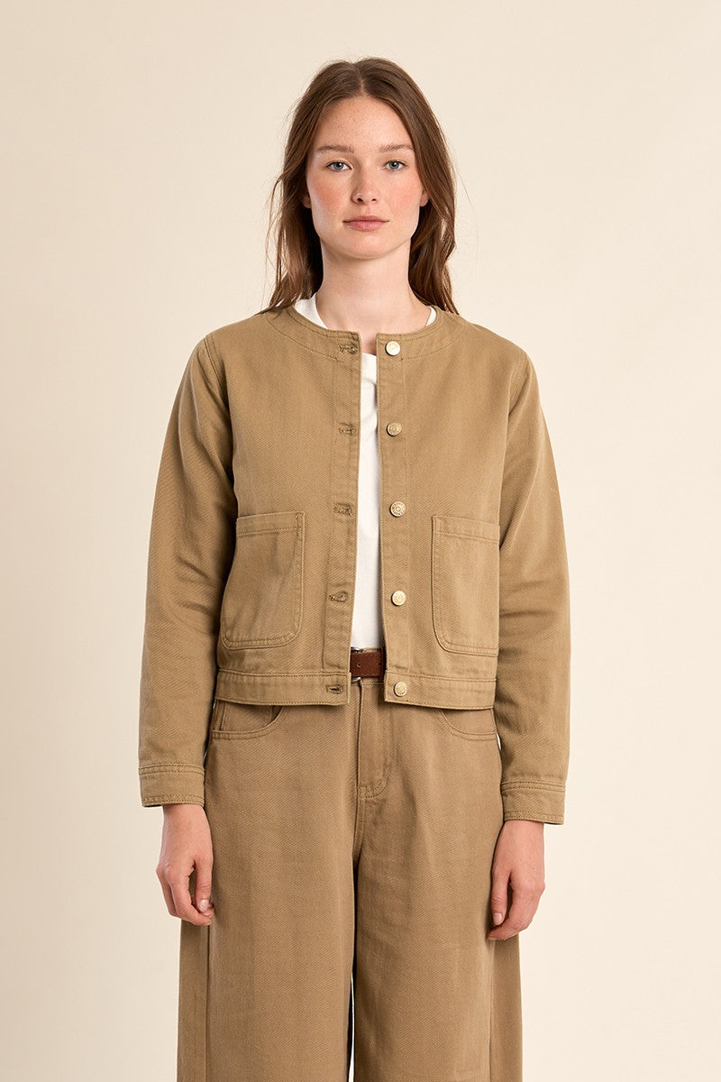 KHAKI